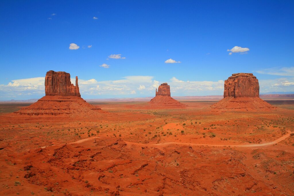 monument valley, usa, arizona-1235223.jpg